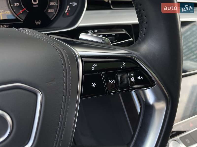 Седан Audi A8 2019 в Киеве фото 70 Седан Audi A8 2019 в Киеве