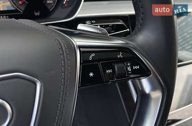 Седан Audi A8 2019 в 