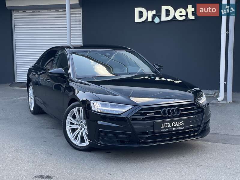 Седан Audi A8 2021 в Киеве