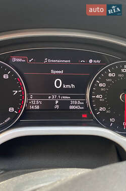 Седан Audi A8 2012 в 