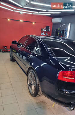 Седан Audi A8 2008 в 