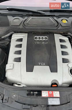 Седан Audi A8 2008 в 