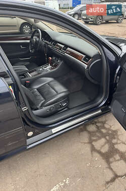 Седан Audi A8 2008 в 