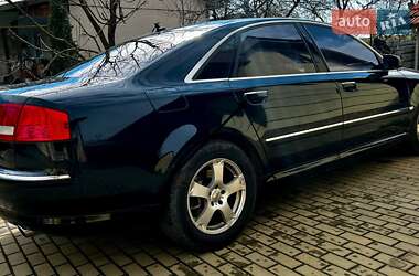 Седан Audi A8 2006 в 
