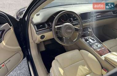Седан Audi A8 2004 в 
