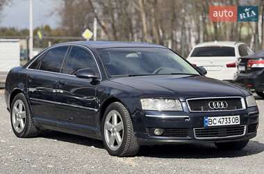 Седан Audi A8 2004 в 