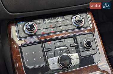 Седан Audi A8 2013 в 