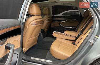 Седан Audi A8 2018 в 