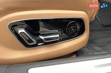 Седан Audi A8 2018 в 