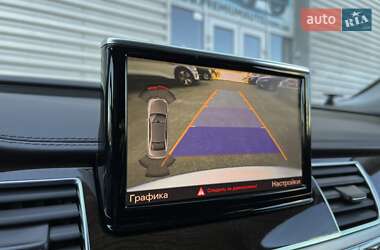 Седан Audi A8 2011 в 