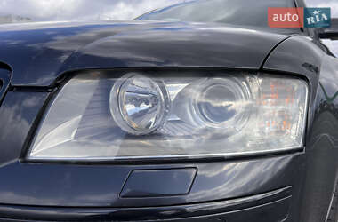 Седан Audi A8 2004 в 