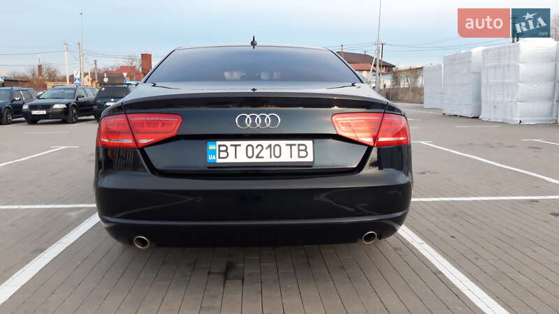 Седан Audi A8 2011 в Киеве