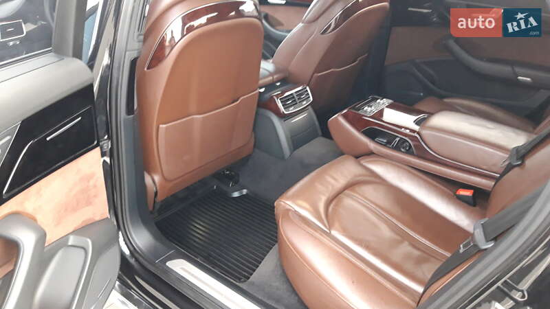 Седан Audi A8 2011 в Киеве