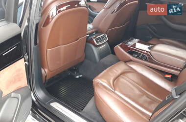 Седан Audi A8 2011 в 