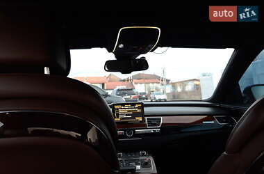 Седан Audi A8 2011 в 