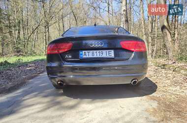 Седан Audi A8 2012 в 