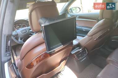 Седан Audi A8 2012 в 