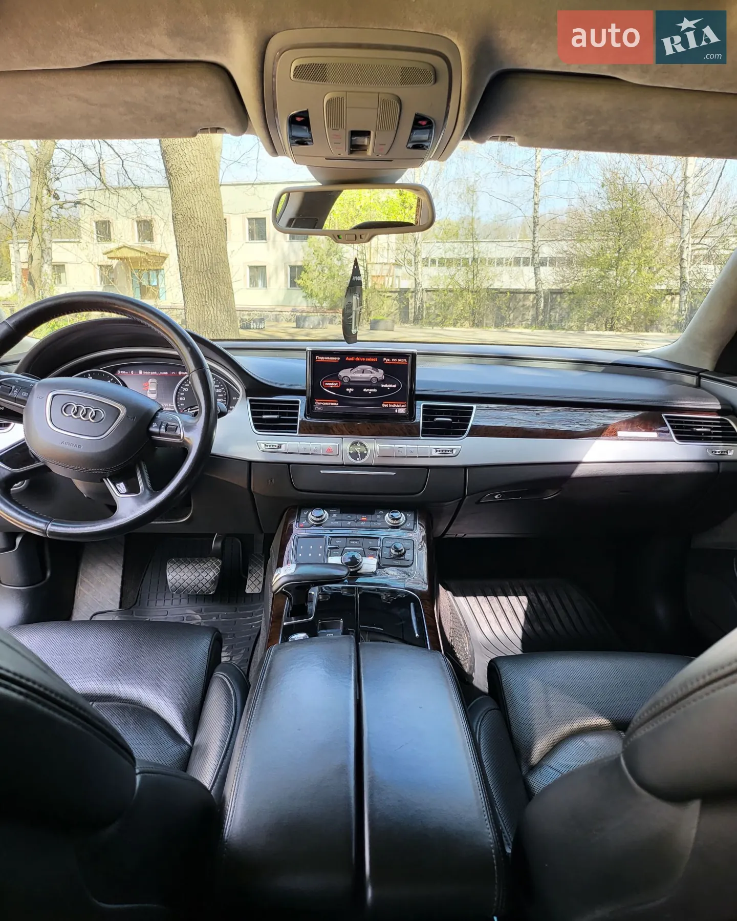 2012 Audi A8 - мініатюра 4