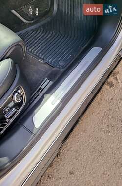 Седан Audi A8 2012 в Знаменке