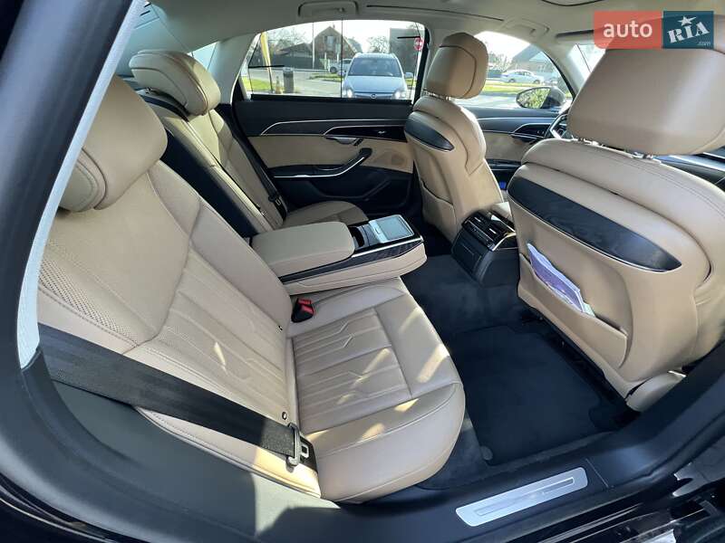 Седан Audi A8 2020 в Виннице