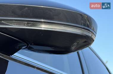 Седан Audi A8 2020 в 