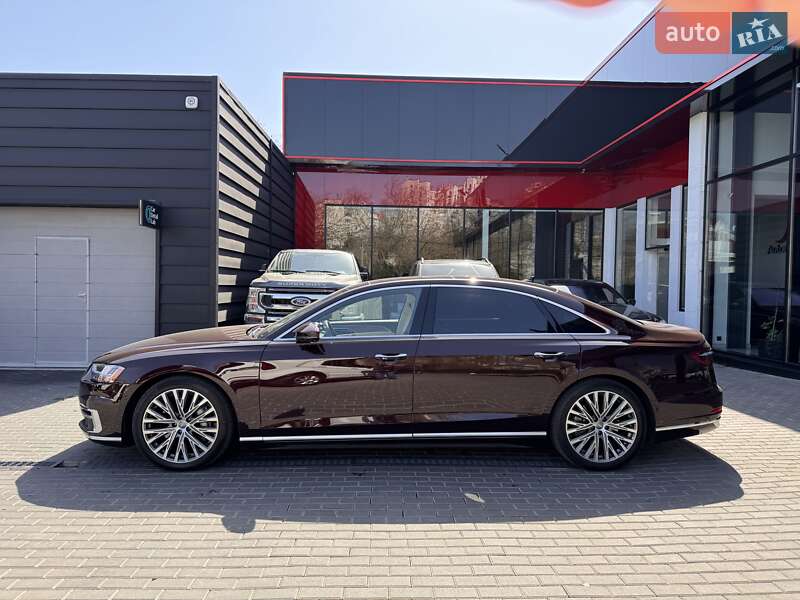 Седан Audi A8 2019 в Одессе