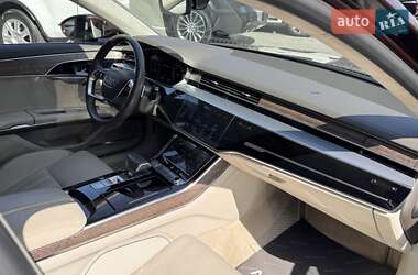 Седан Audi A8 2019 в 