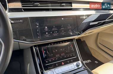 Седан Audi A8 2019 в 
