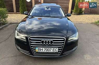 Седан Audi A8 2012 в 