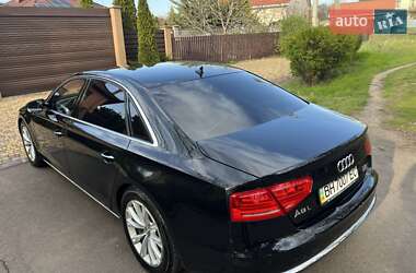 Седан Audi A8 2012 в 