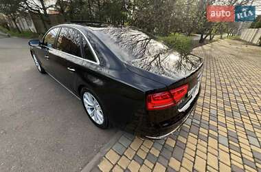 Седан Audi A8 2012 в 