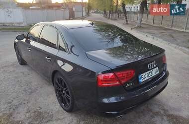 Седан Audi A8 2013 в 