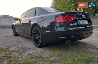 Седан Audi A8 2013 в 