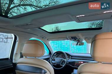 Седан Audi A8 2018 в 