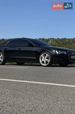 Седан Audi A8 2010 в 