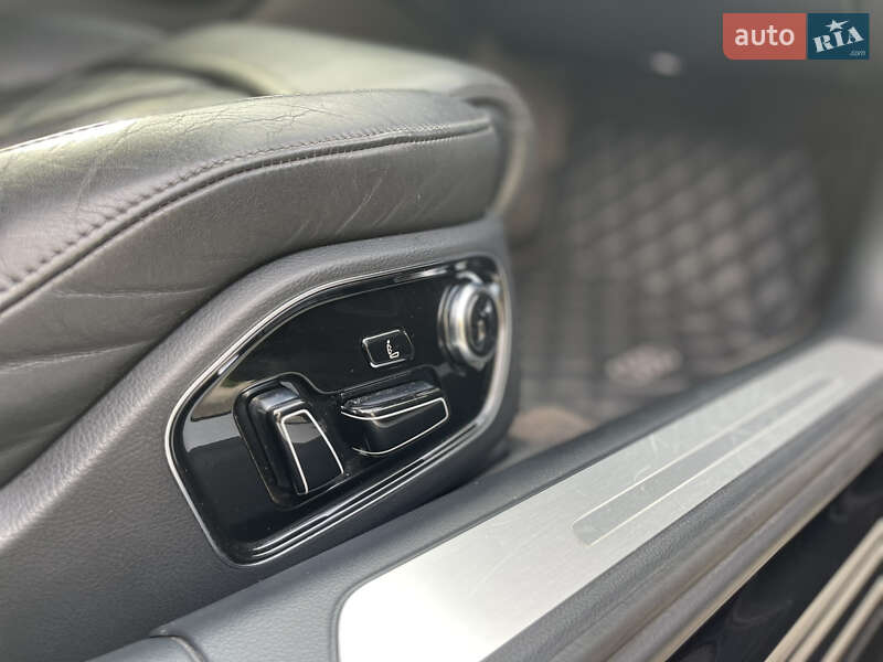 Седан Audi A8 2010 в Могилів-Подільському