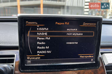 Седан Audi A8 2017 в 