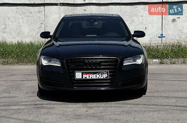 Седан Audi A8 2013 в 