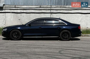 Седан Audi A8 2013 в 