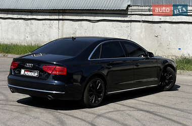 Седан Audi A8 2013 в 