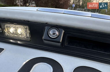 Седан Audi A8 2012 в 