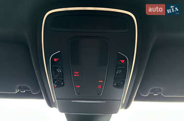 Седан Audi A8 2012 в 