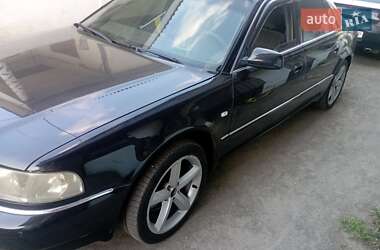 Седан Audi A8 2000 в 