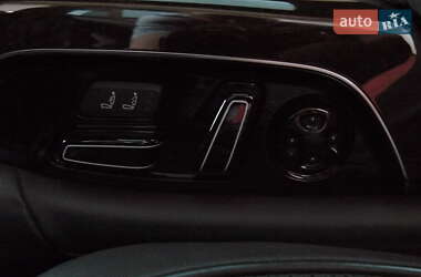 Седан Audi A8 2013 в 