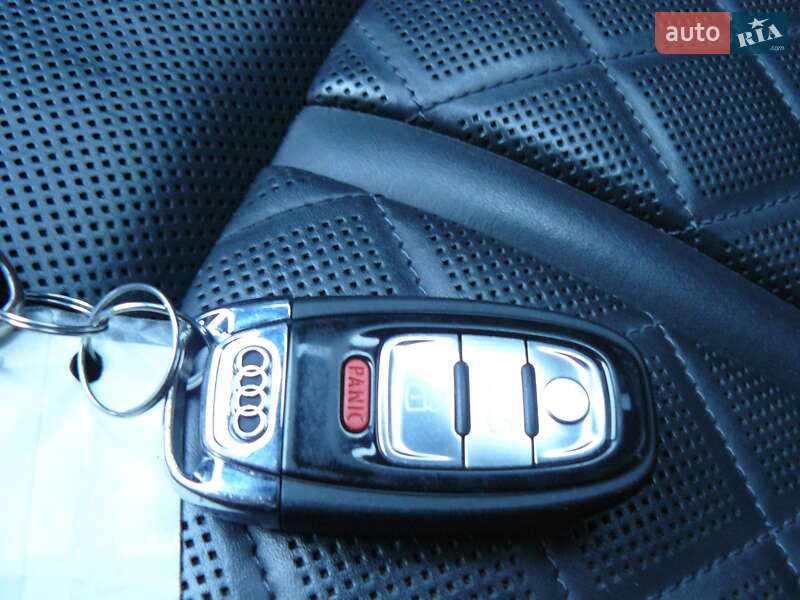 Седан Audi A8 2013 в Ивано-Франковске