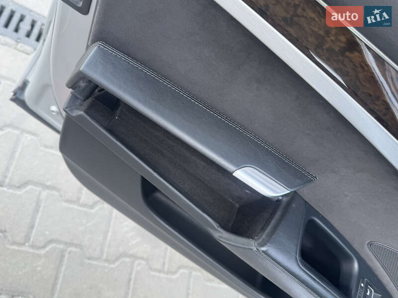 Седан Audi A8 2010 в Лубнах