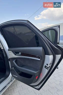 Седан Audi A8 2010 в 