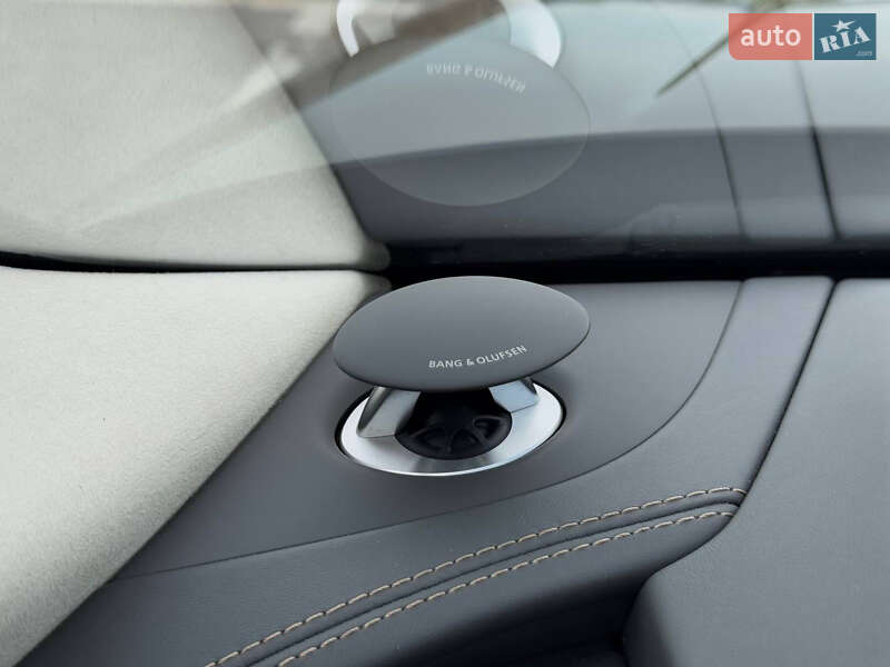 Седан Audi A8 2013 в Киеве