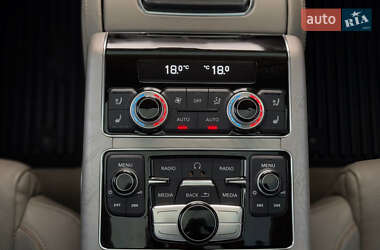 Седан Audi A8 2013 в Киеве