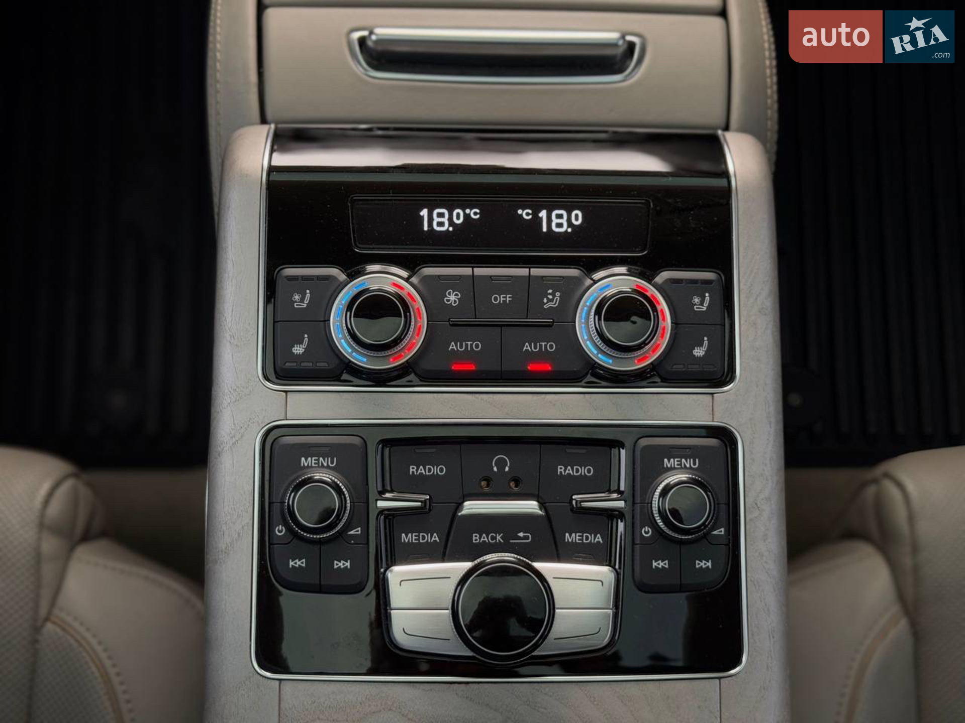 2013 Audi A8 - мініатюра 28